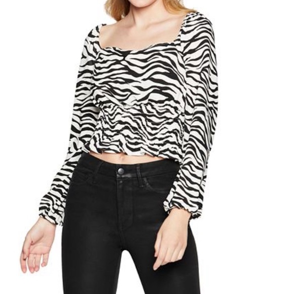 BCBGeneration Zebra crop top size M - Picture 3 of 8